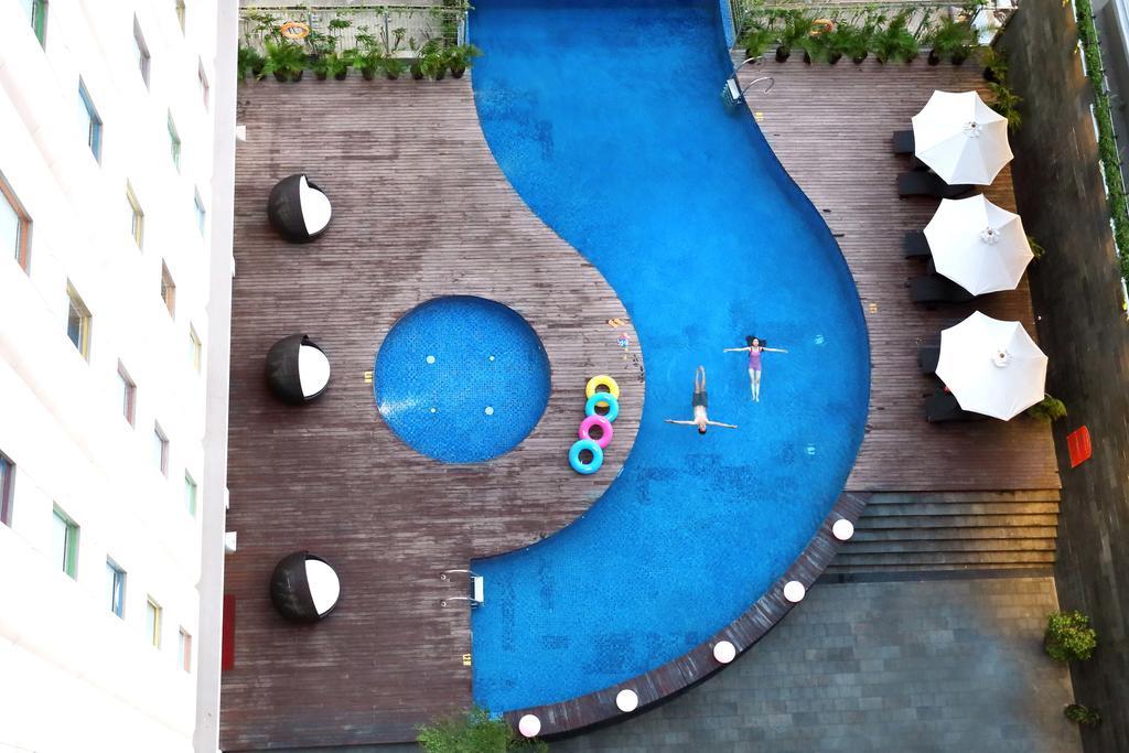 Pop! Hotel Gubeng Surabaya Dış mekan fotoğraf