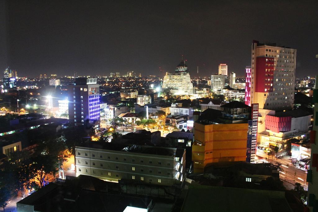 Pop! Hotel Gubeng Surabaya Dış mekan fotoğraf